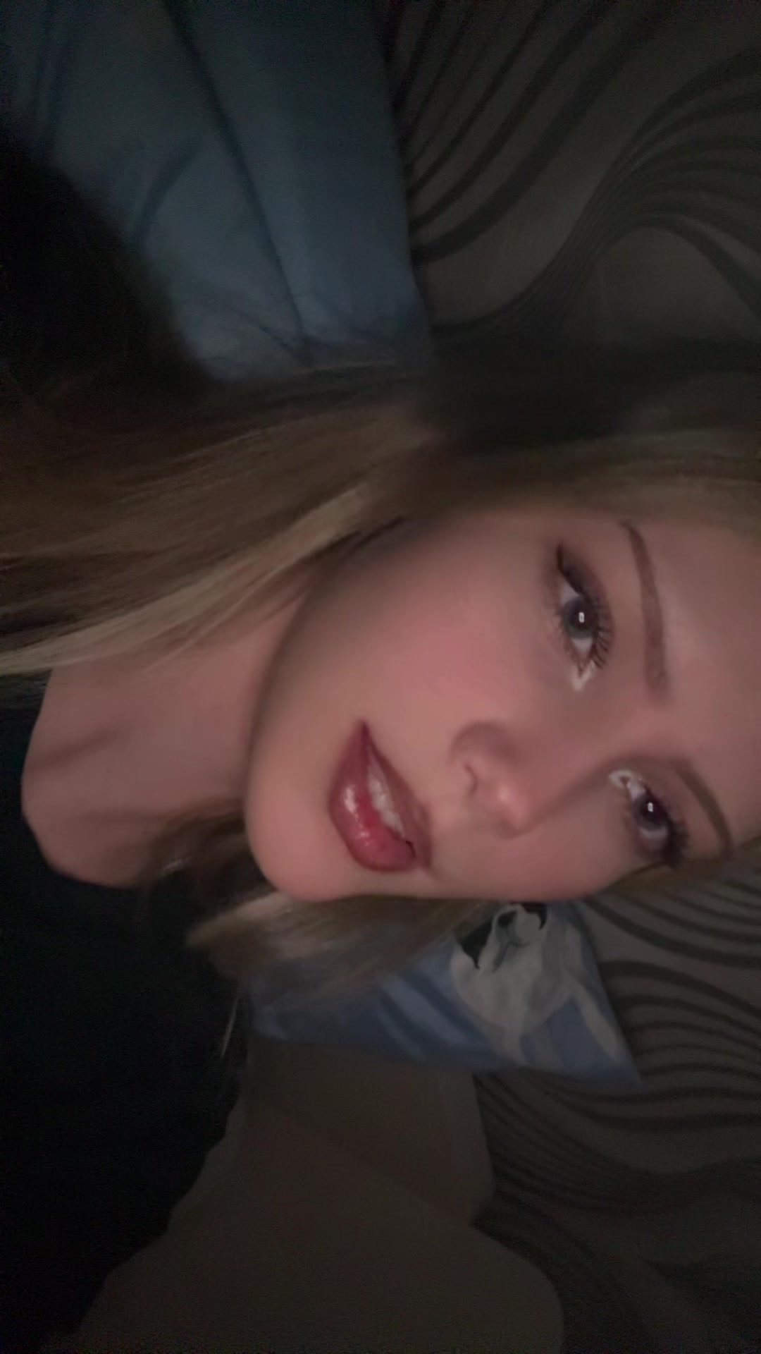 @anaais1