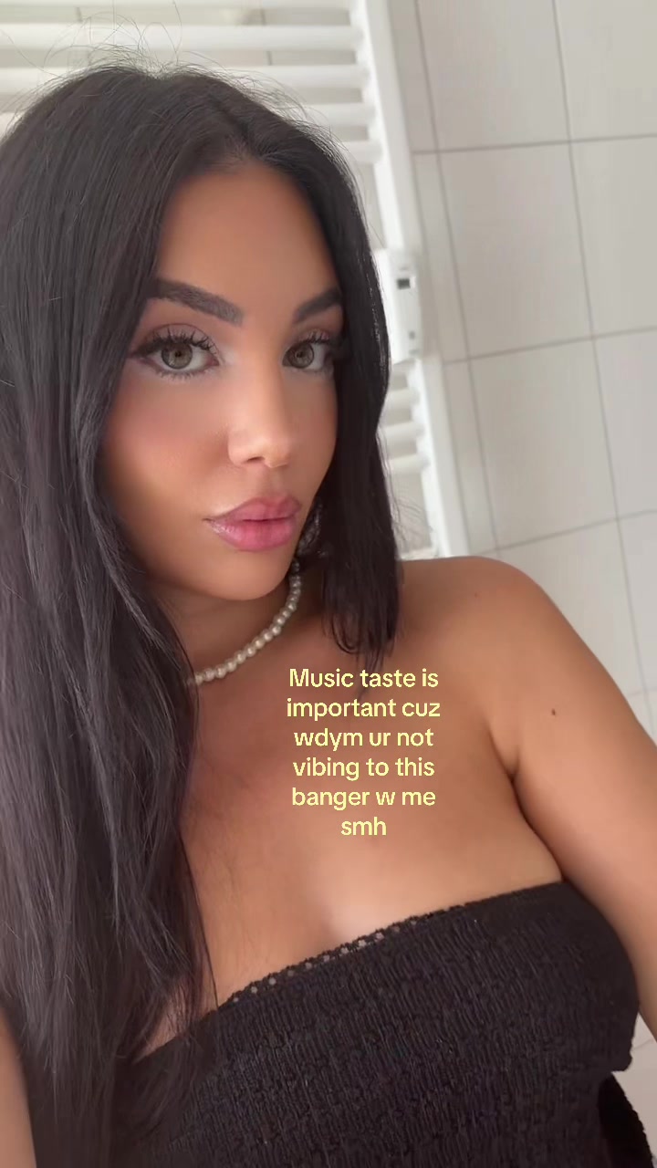 @banuxelaaa