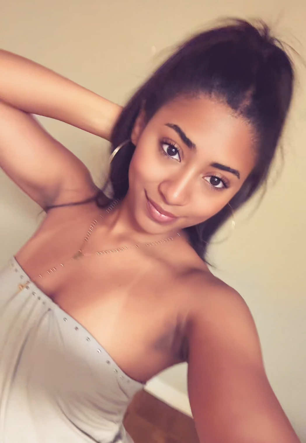 @kamora