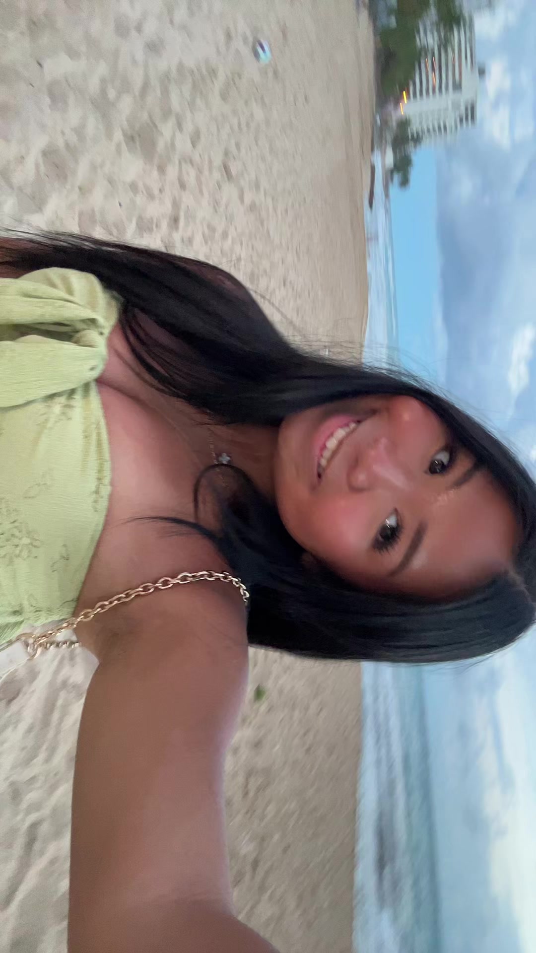 @makaylattamoney