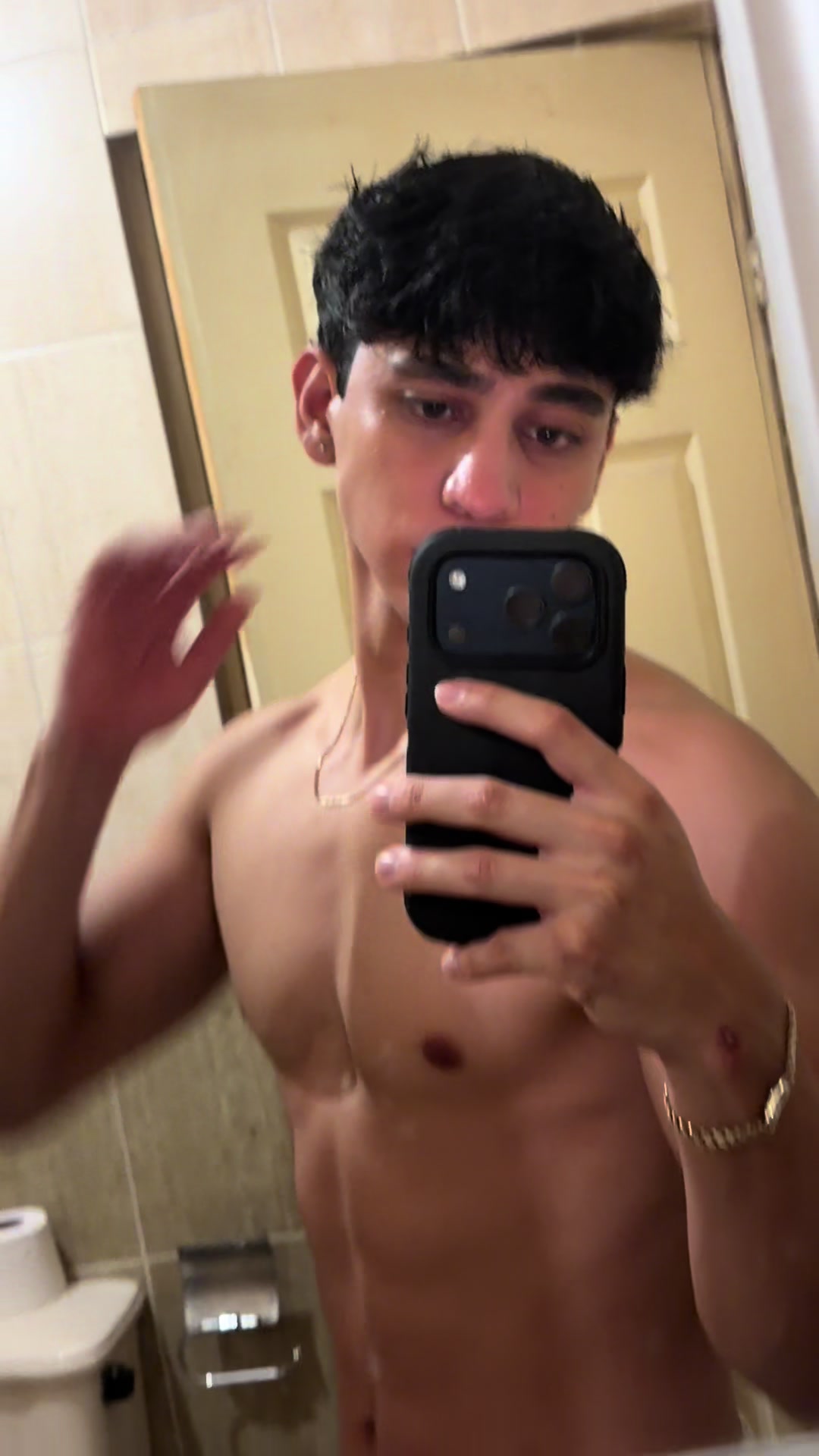 @Carloorrzz