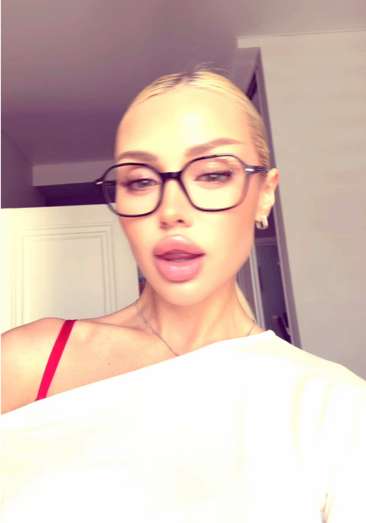 @тгк : heykittykate