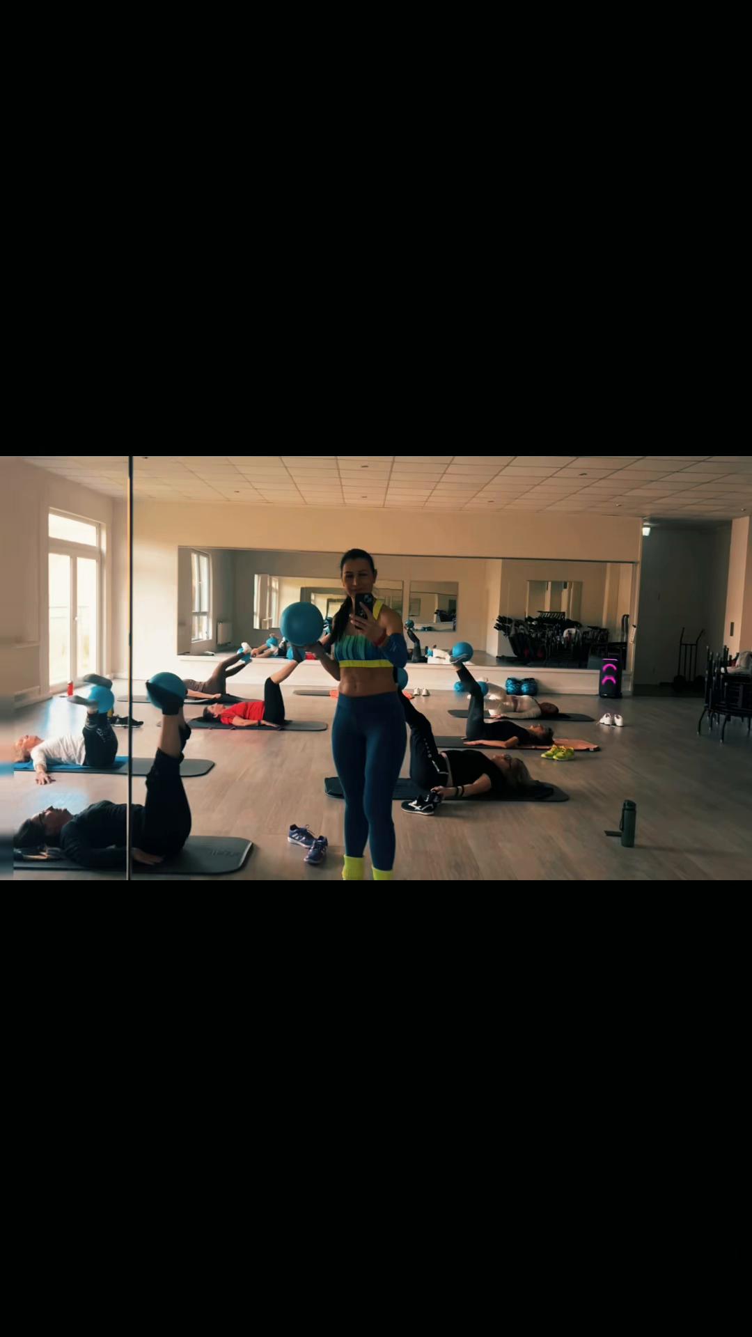 @CamyTauFit💪