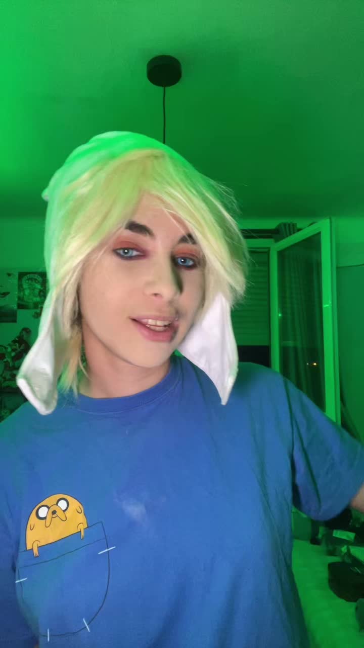 @MaxCosplay ^_^
