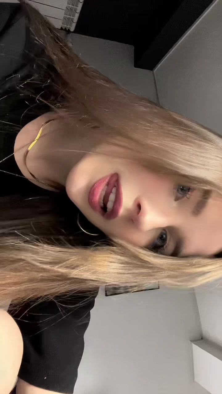 @Roksana