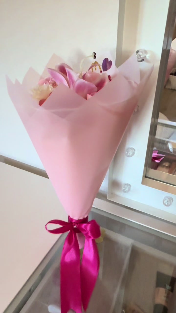 @flowersbyn