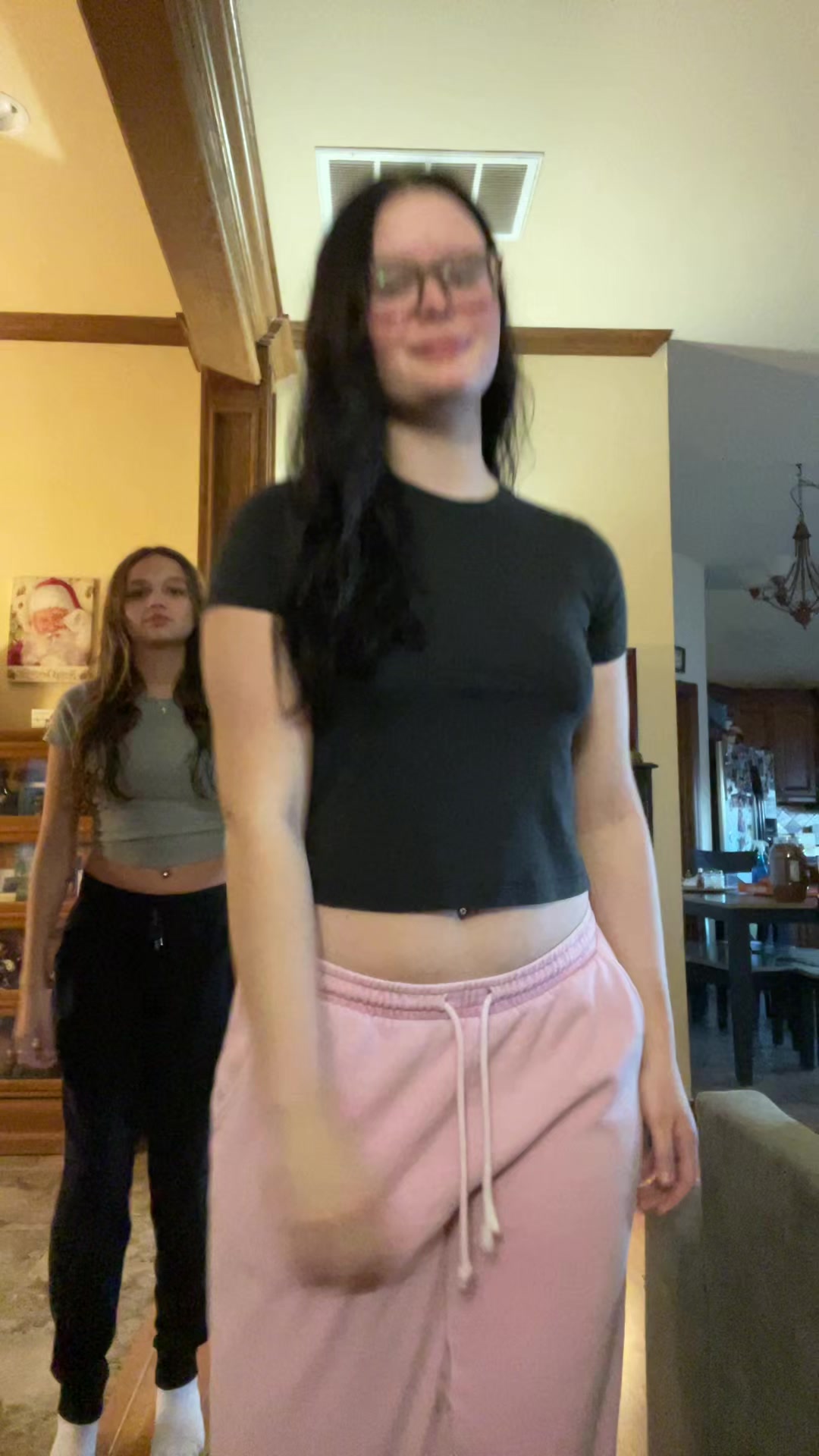 @🖤