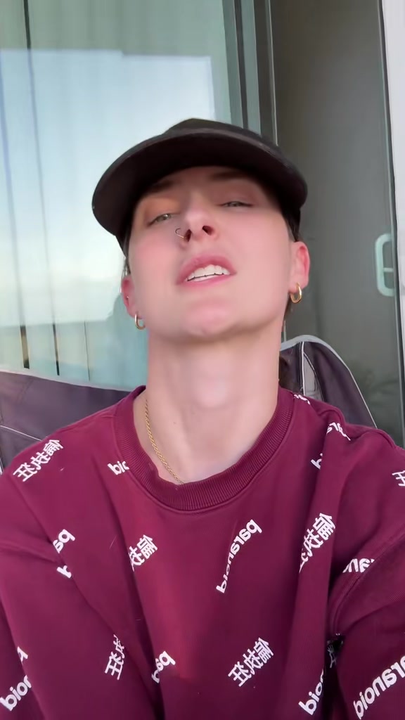@julia