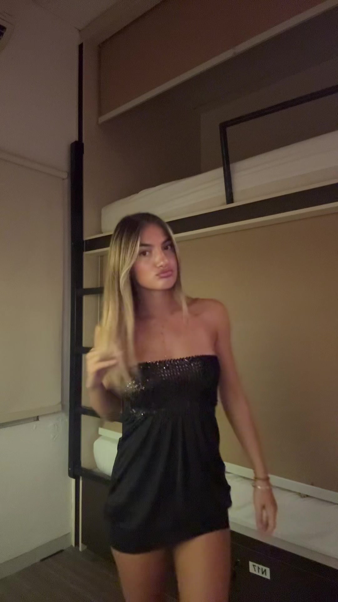 @j