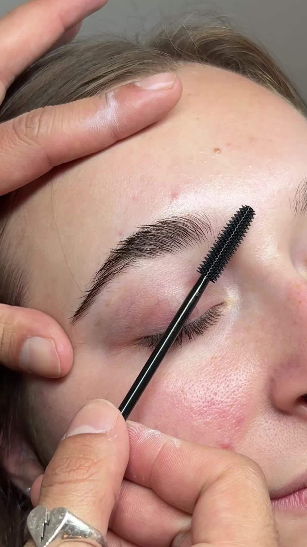 @Browboyy