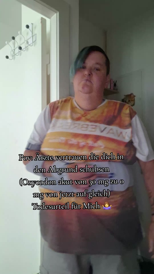 @★🖤ĄŊŊĮ🖤★