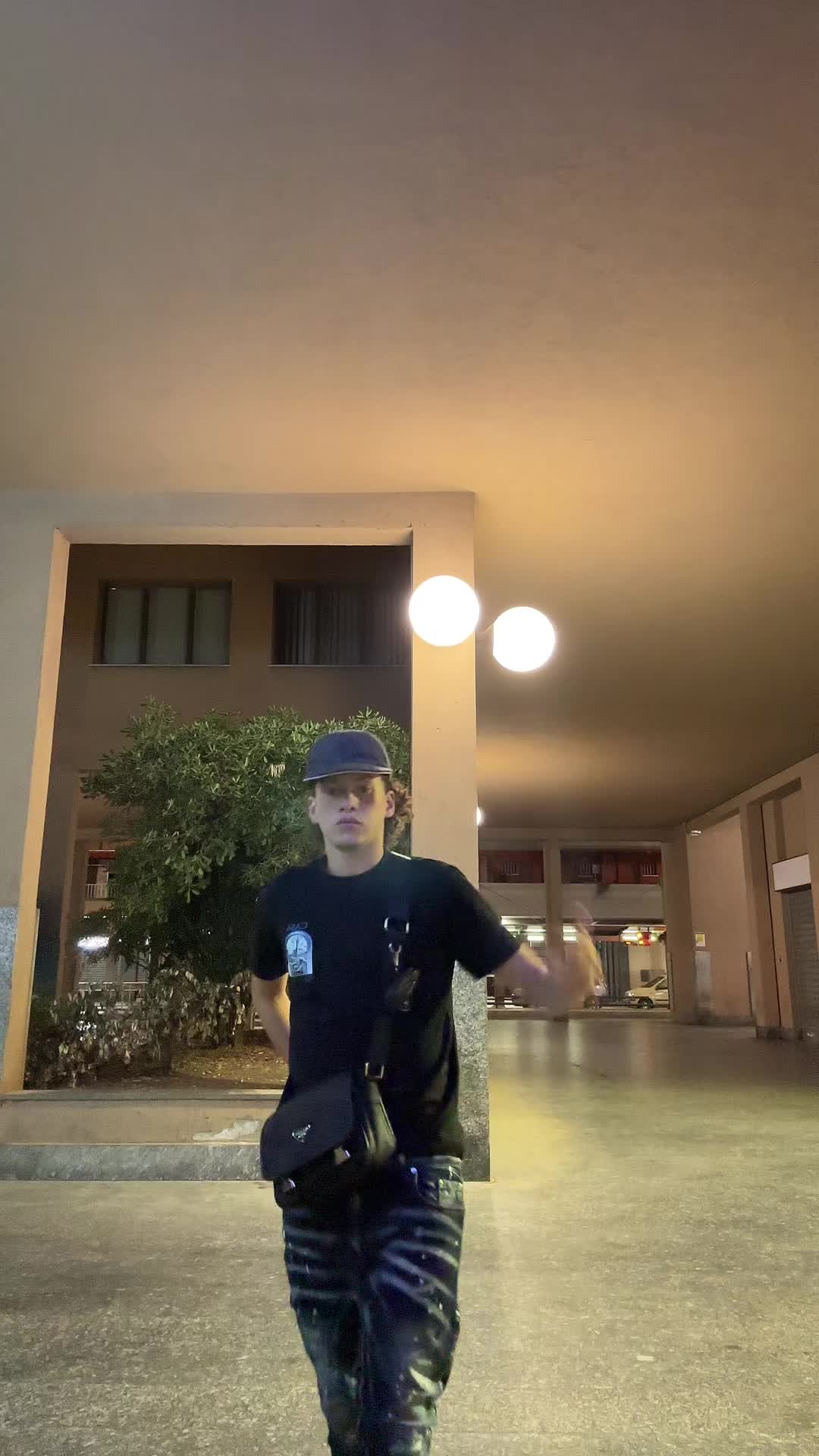 @rayanitoo