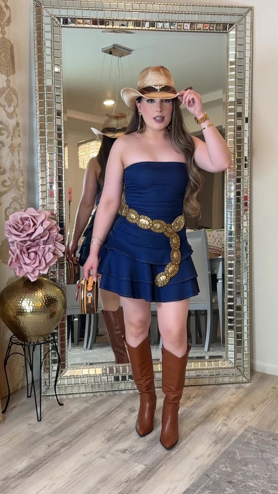 @Ashley Boutique Corp