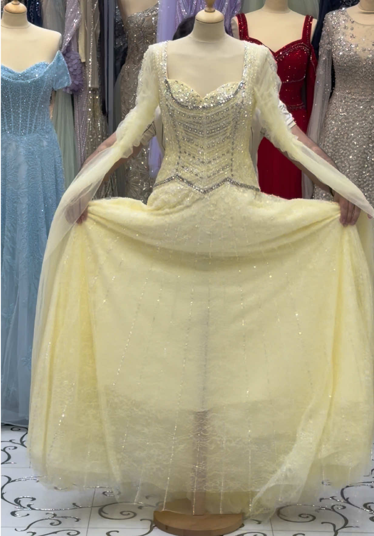 @IDeal star Fashion 👗Dubai