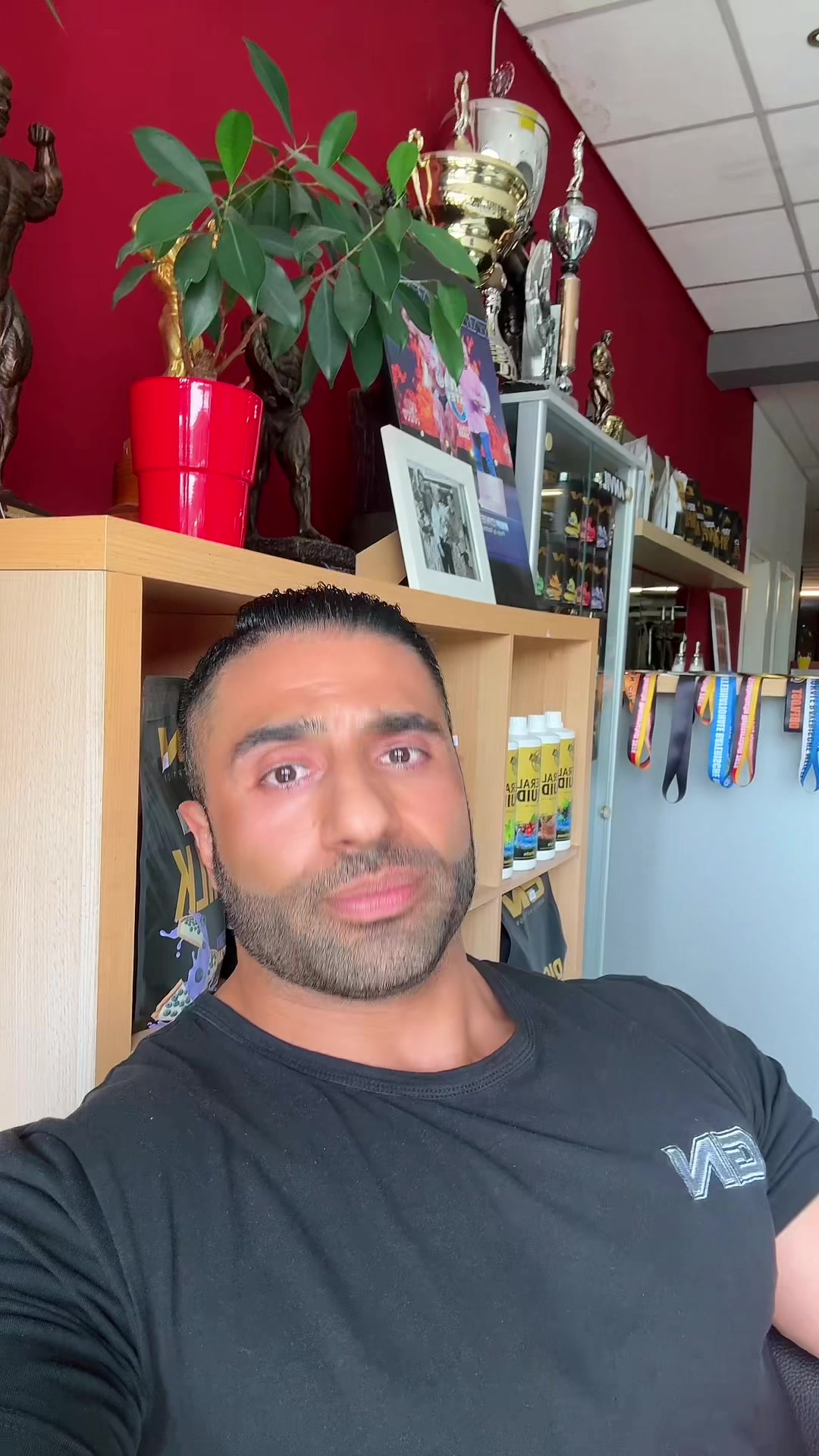 @Bodylikeomid