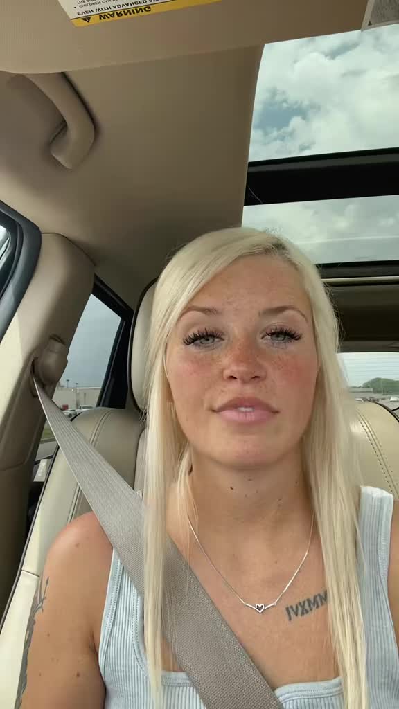 @🥹😋
