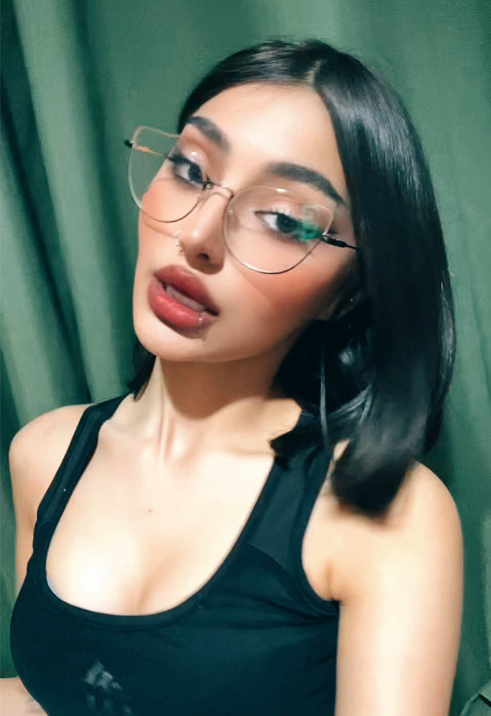 @mahak vahedi