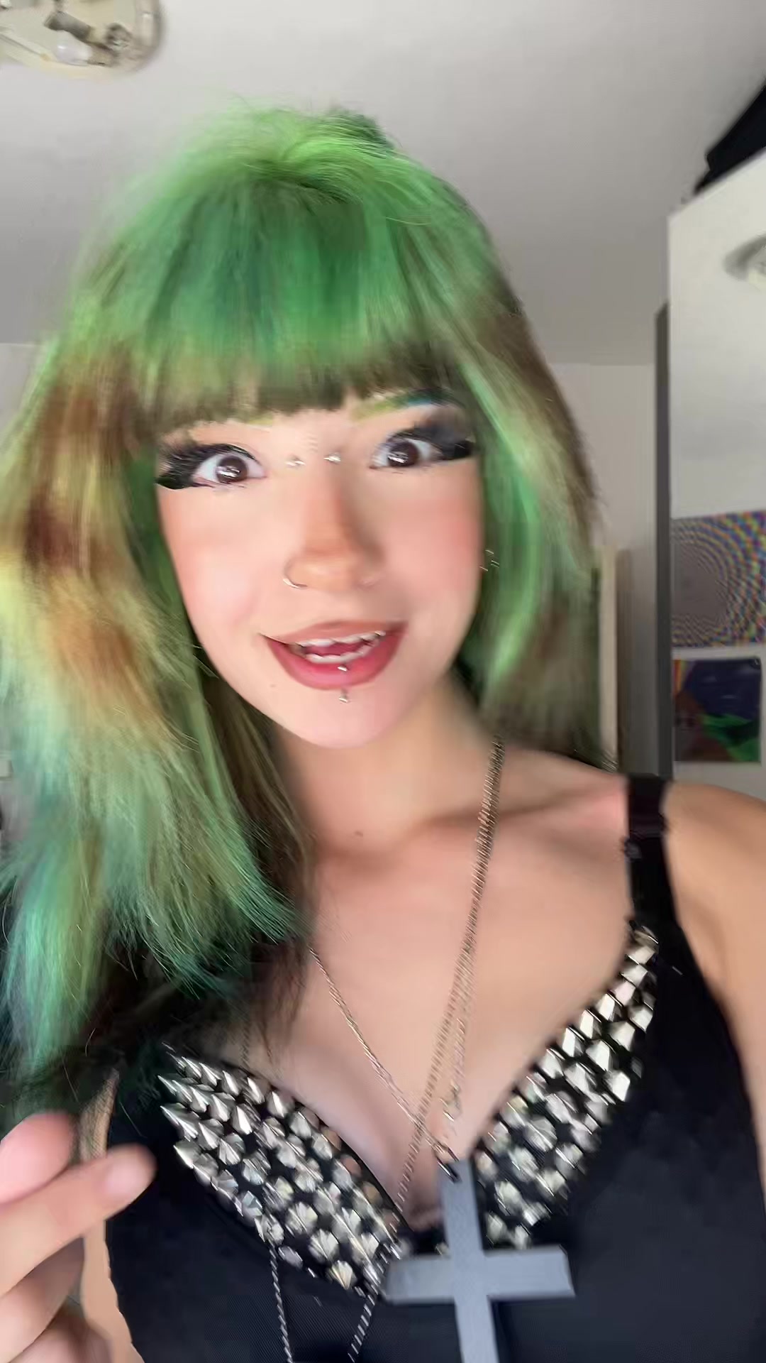 @,