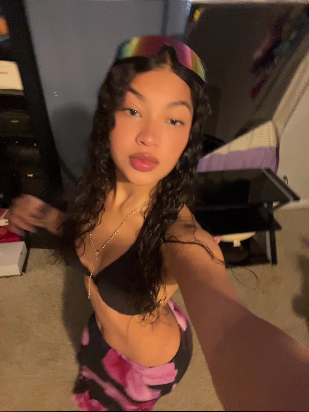 @Camila🦋
