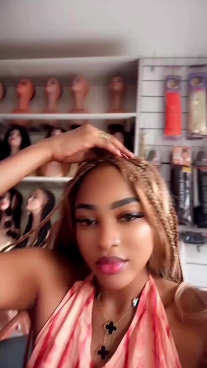 @Helenitalarein🇸🇳🇲🇱🇨🇩🇬🇲