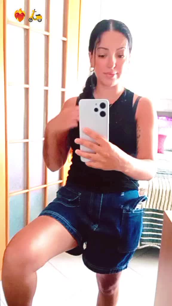 @Lauretta D'Oca 🧿 🪬🦋