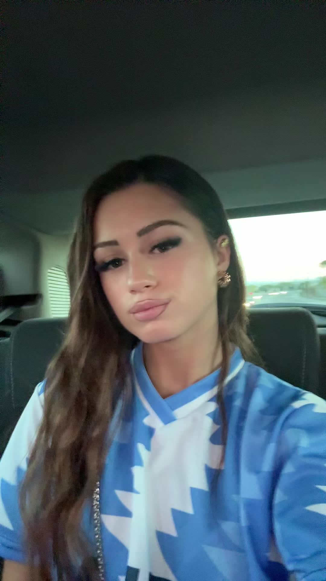 @𝒦ℯ𝓀𝓀𝒶