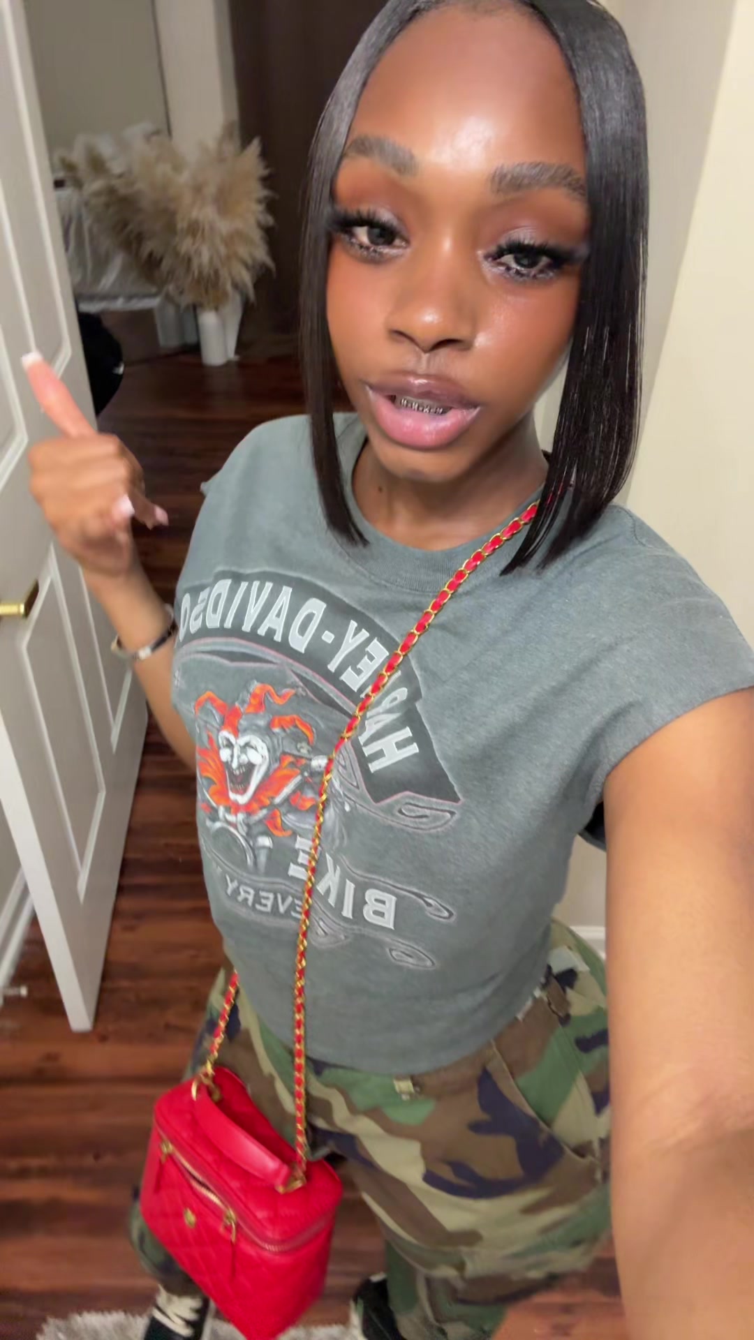 @luhneeezzy