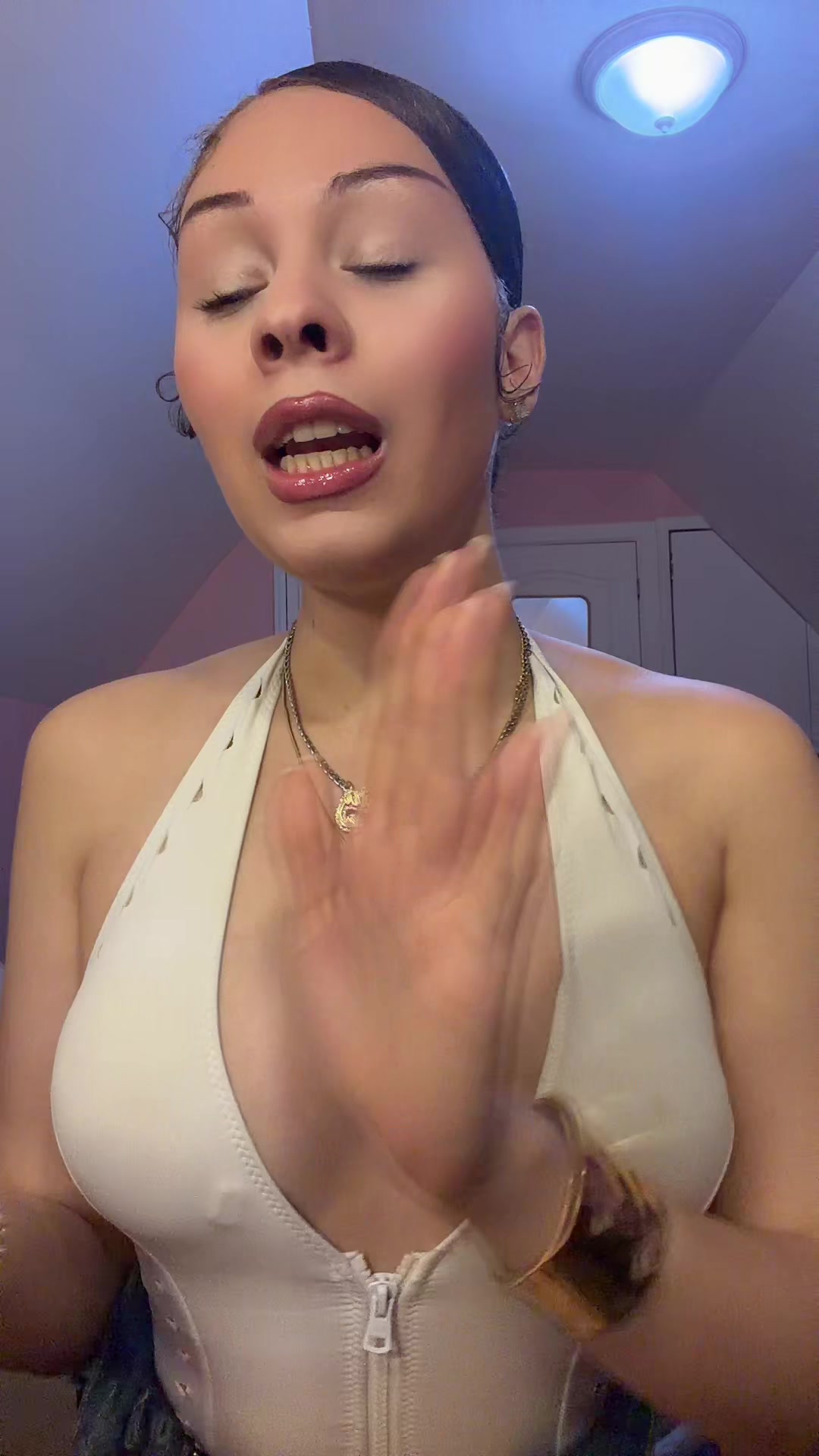 @Cynderella