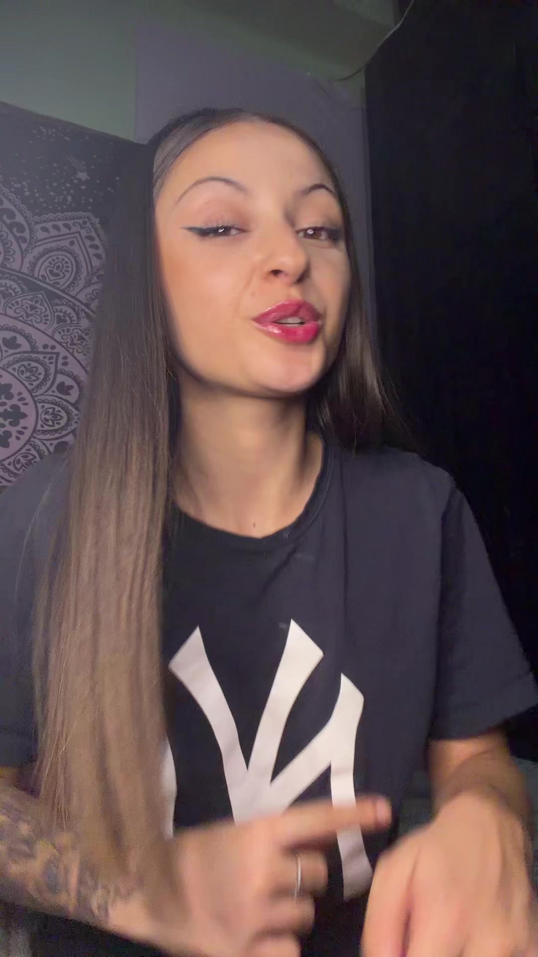 @Angelitakitkatt
