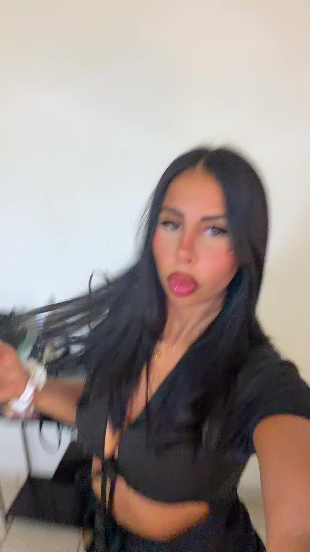 @Bella.dh
