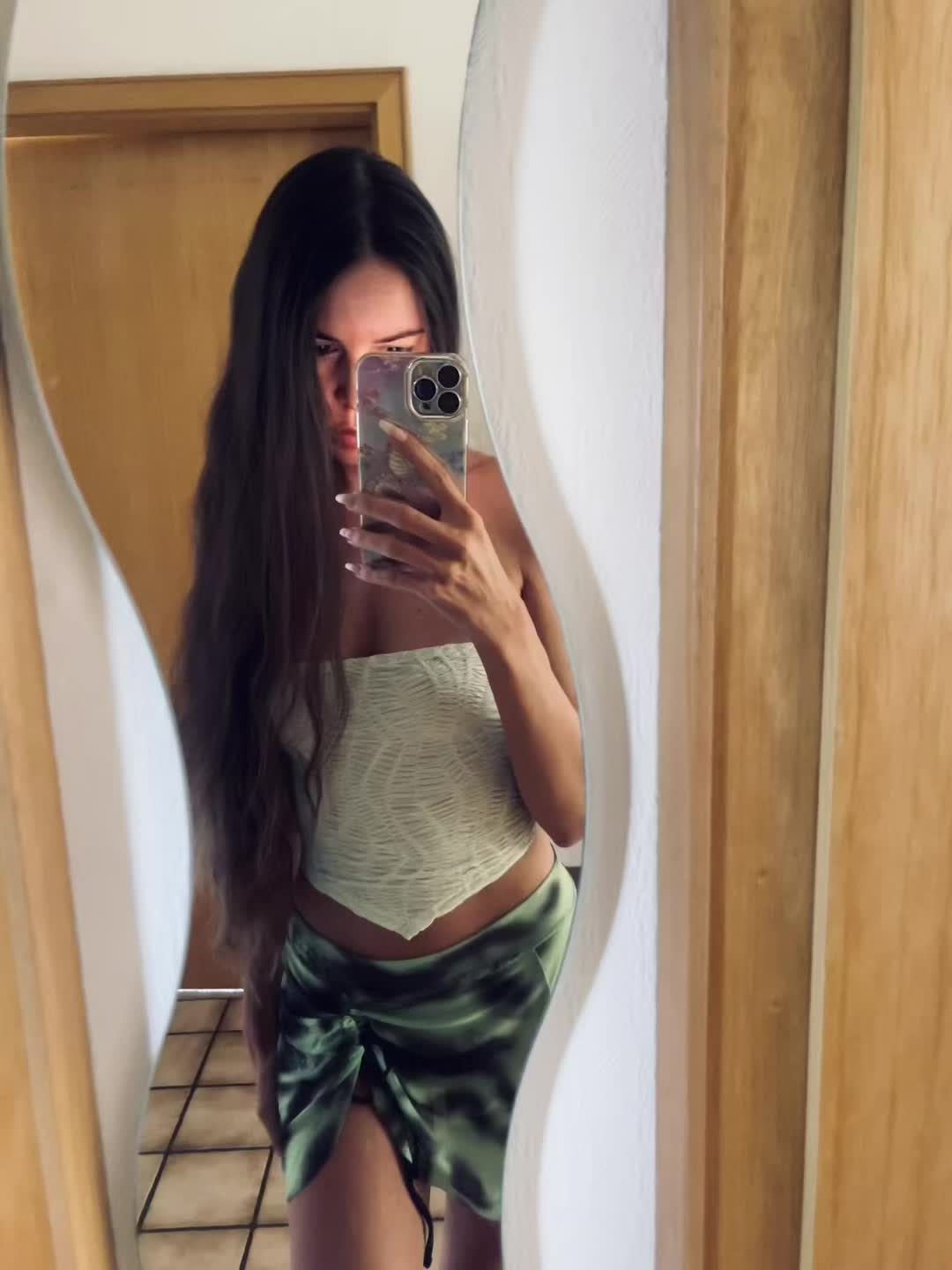 @JessyJ