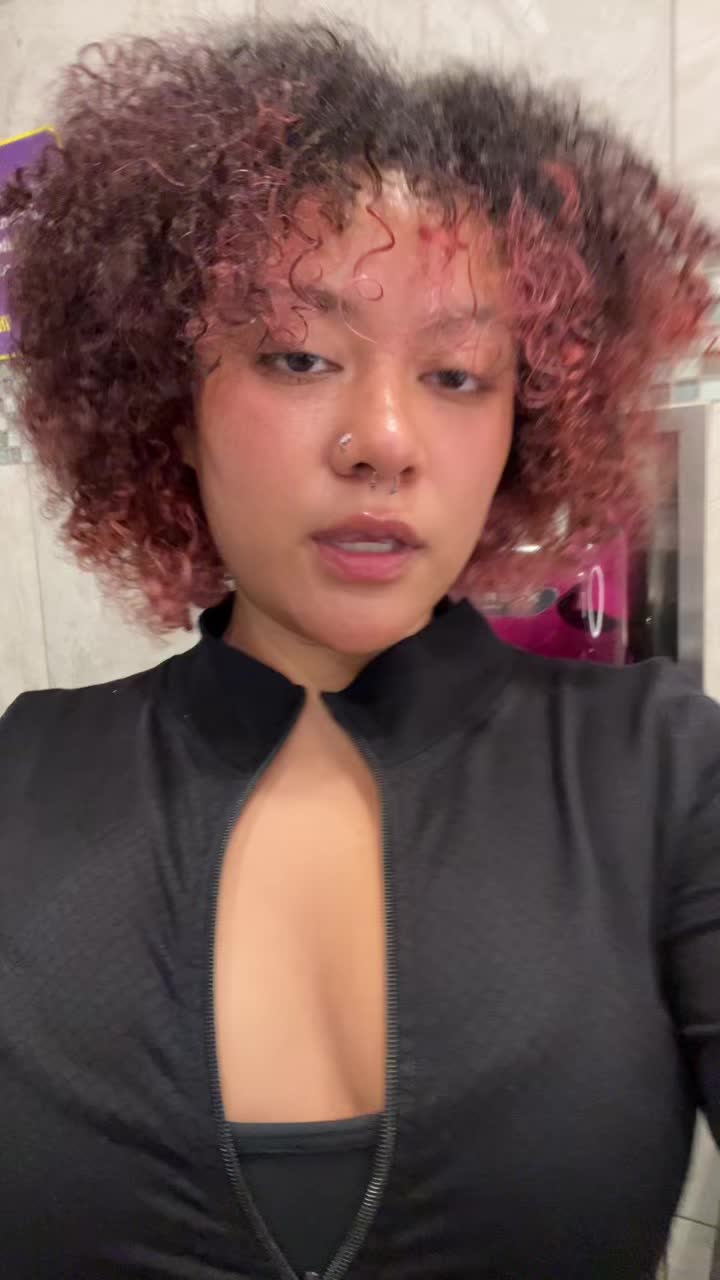 @Linhexists