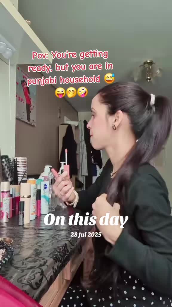 @Selfie queen 🤳🥰👸👑🧿🌹🌹❤️