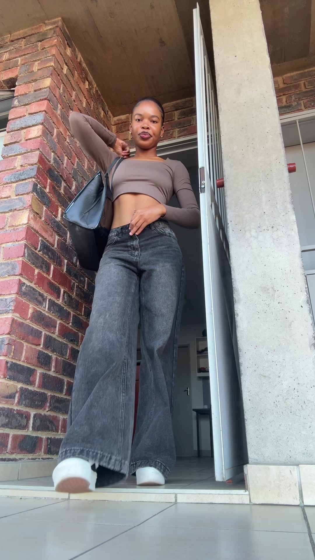 @ayandiswa_m
