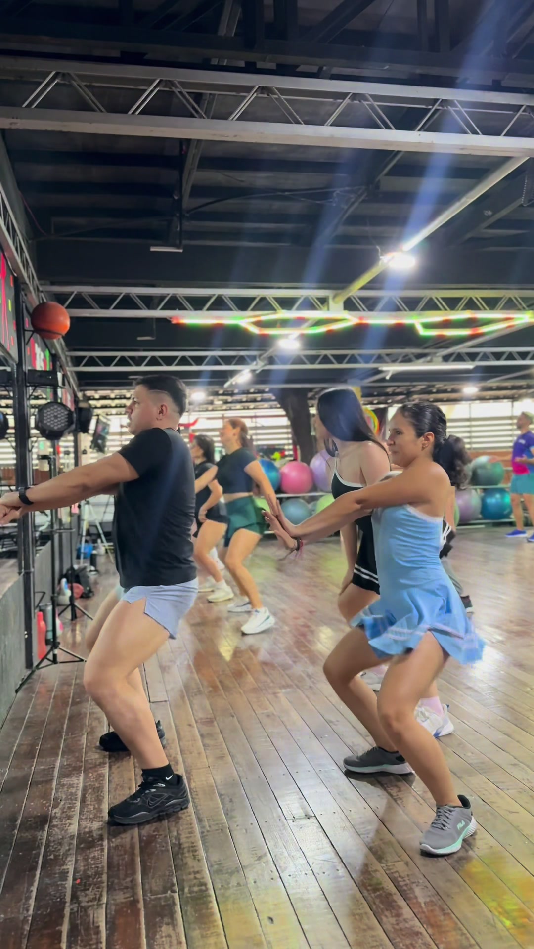 @⚡️🕺JORGE CAICEDO💃⚡️