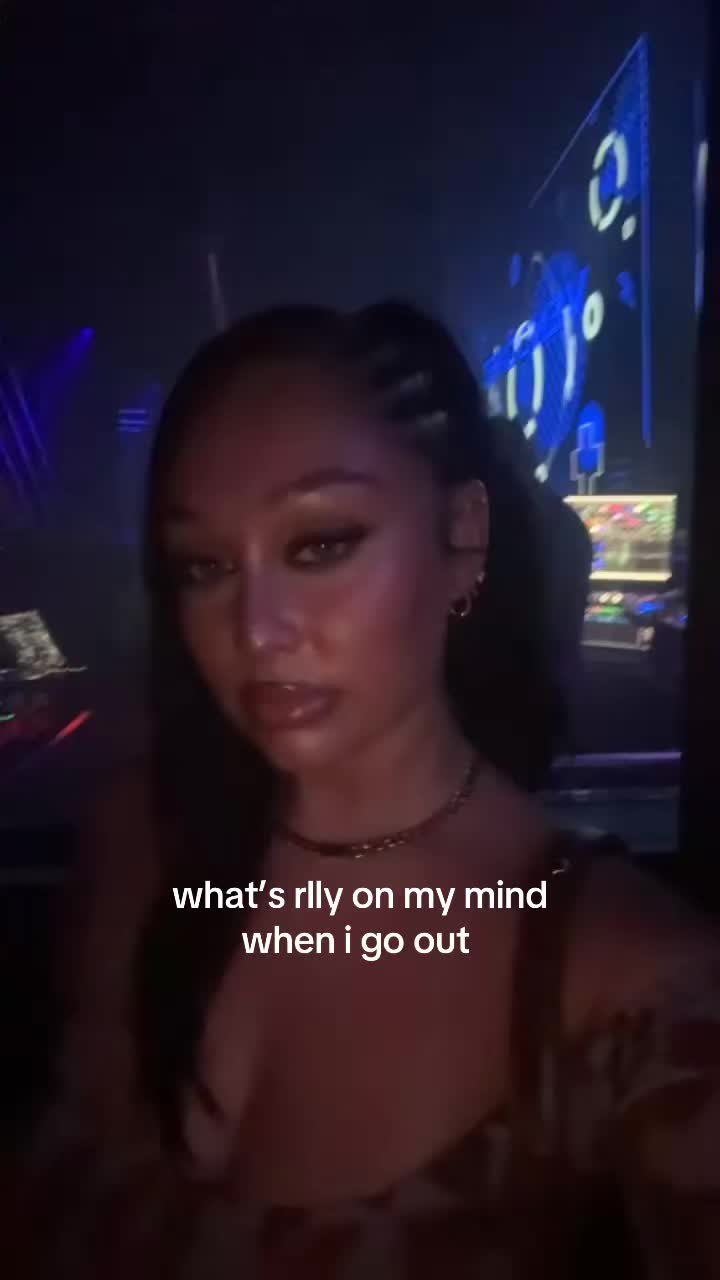 @helenamuoio_