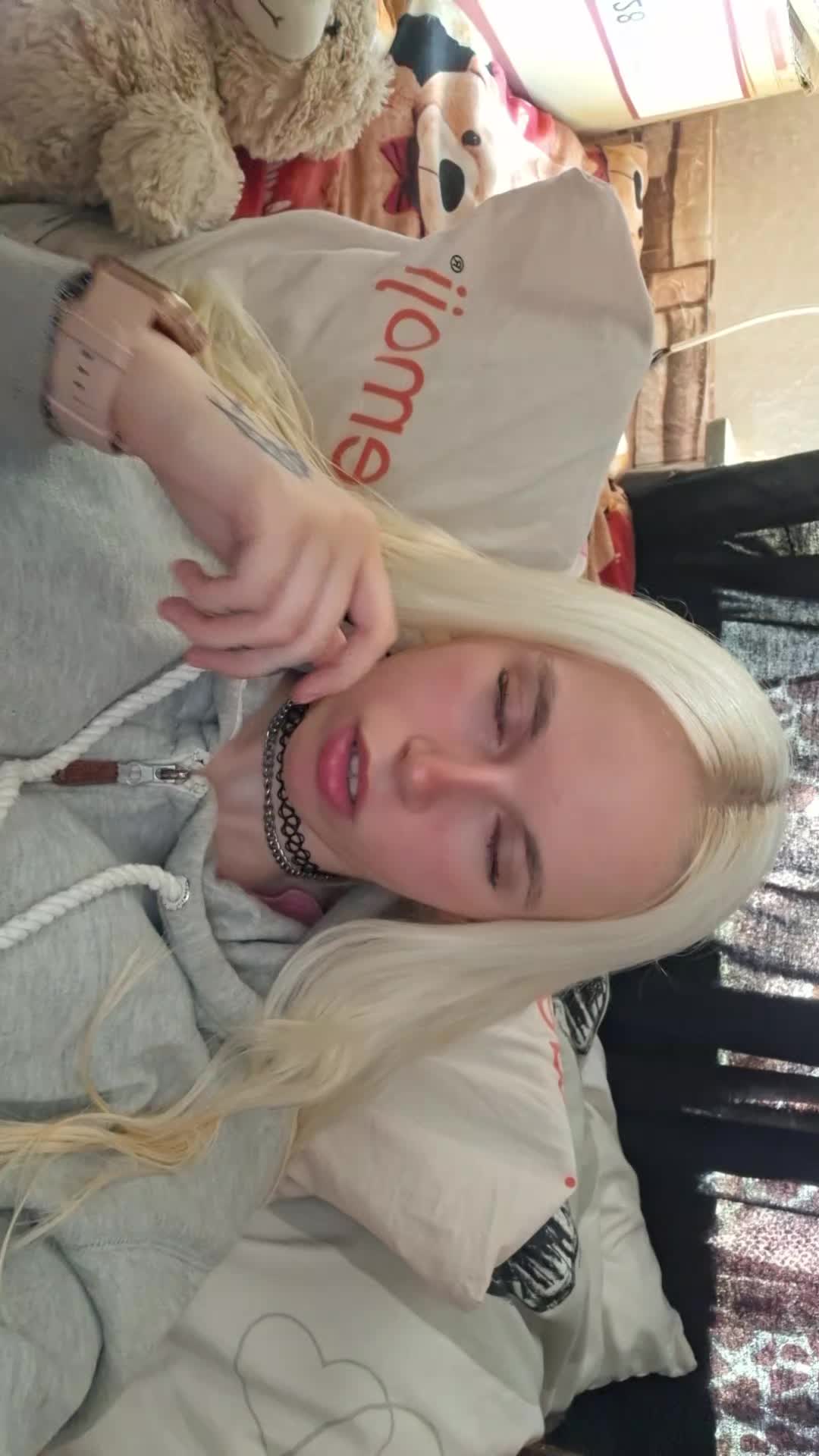 @𝐋𝐢𝐬𝐚