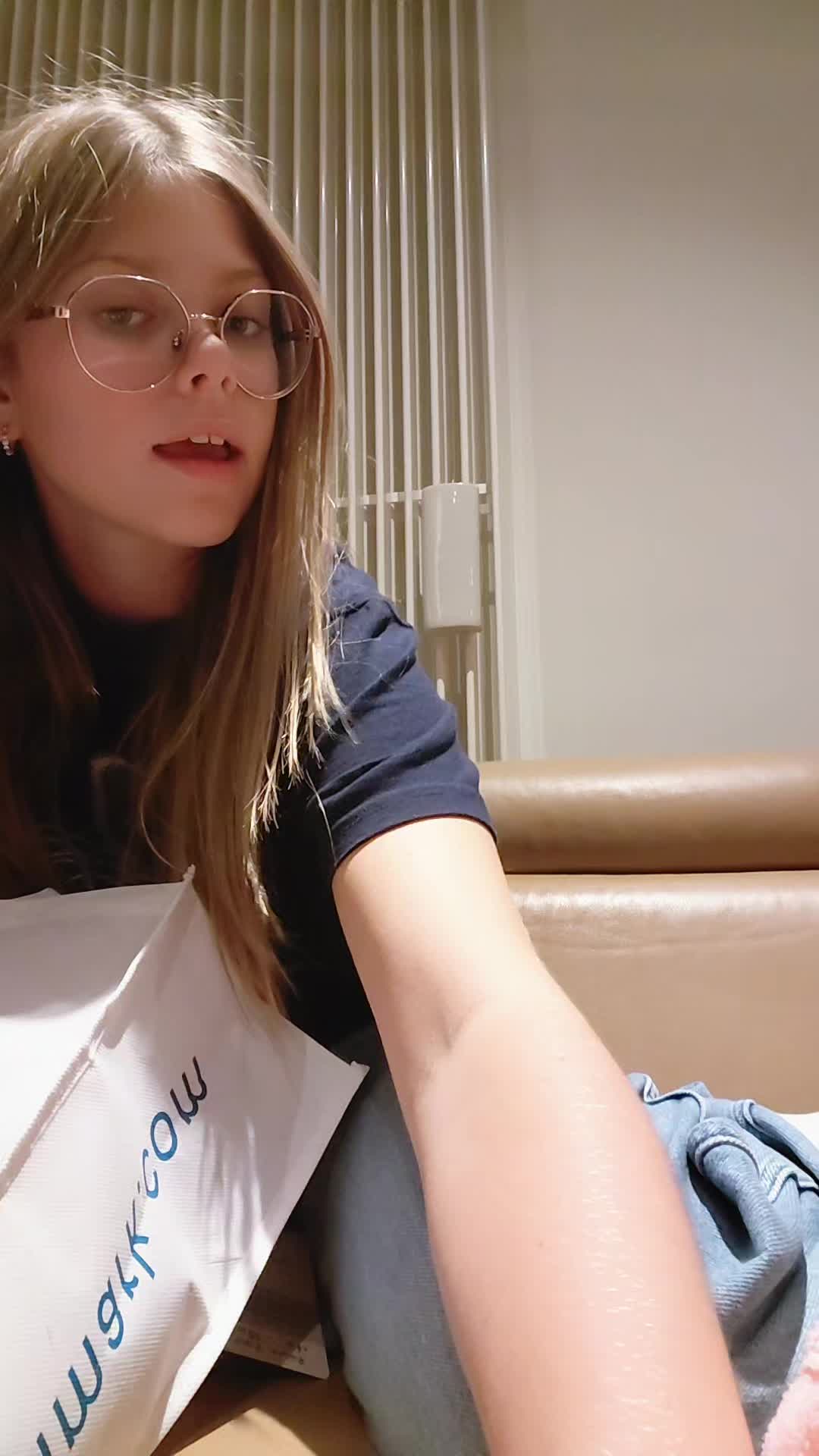 @marlonendebbyenamyvan