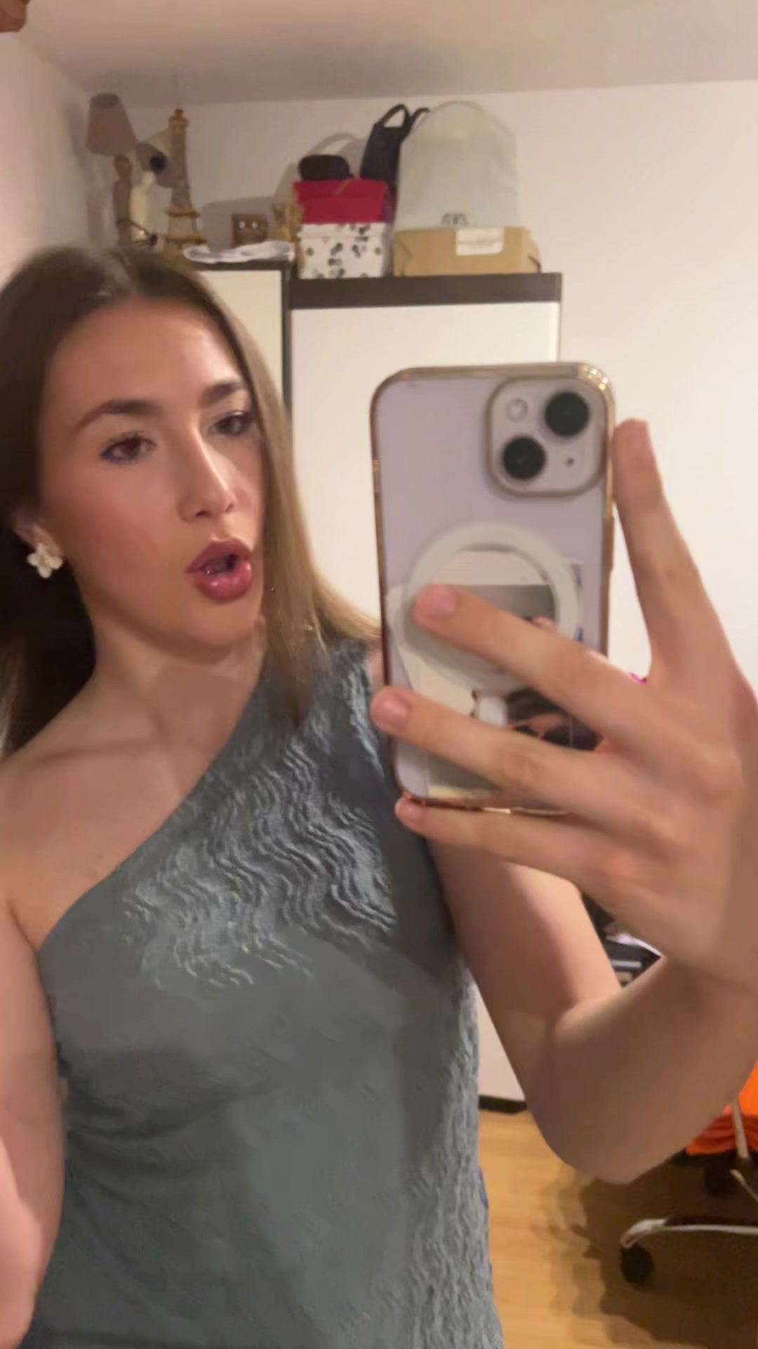 @lol