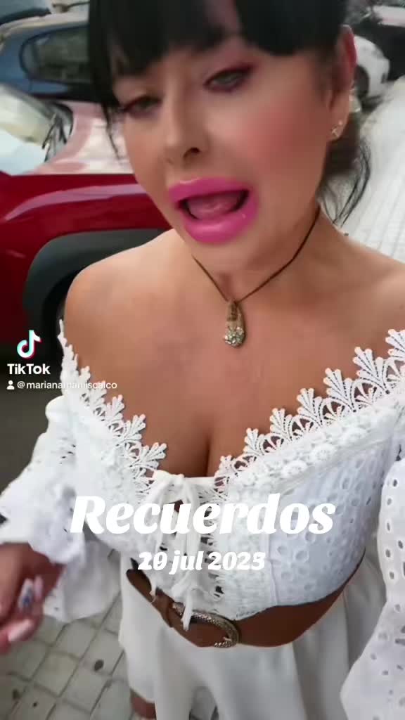 @Mariana Maniscalco