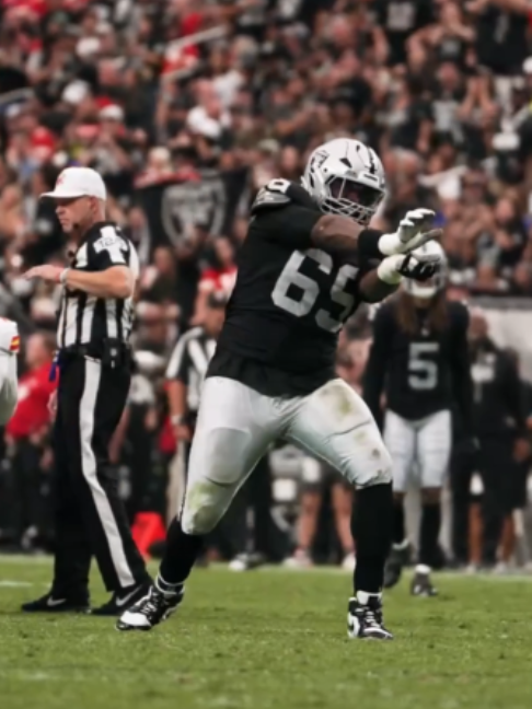 @Las Vegas Raiders