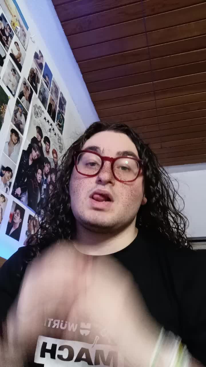 @Fr4_without_You🤭
