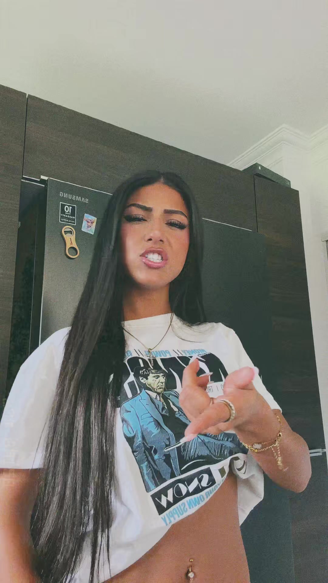@LiveTina250k