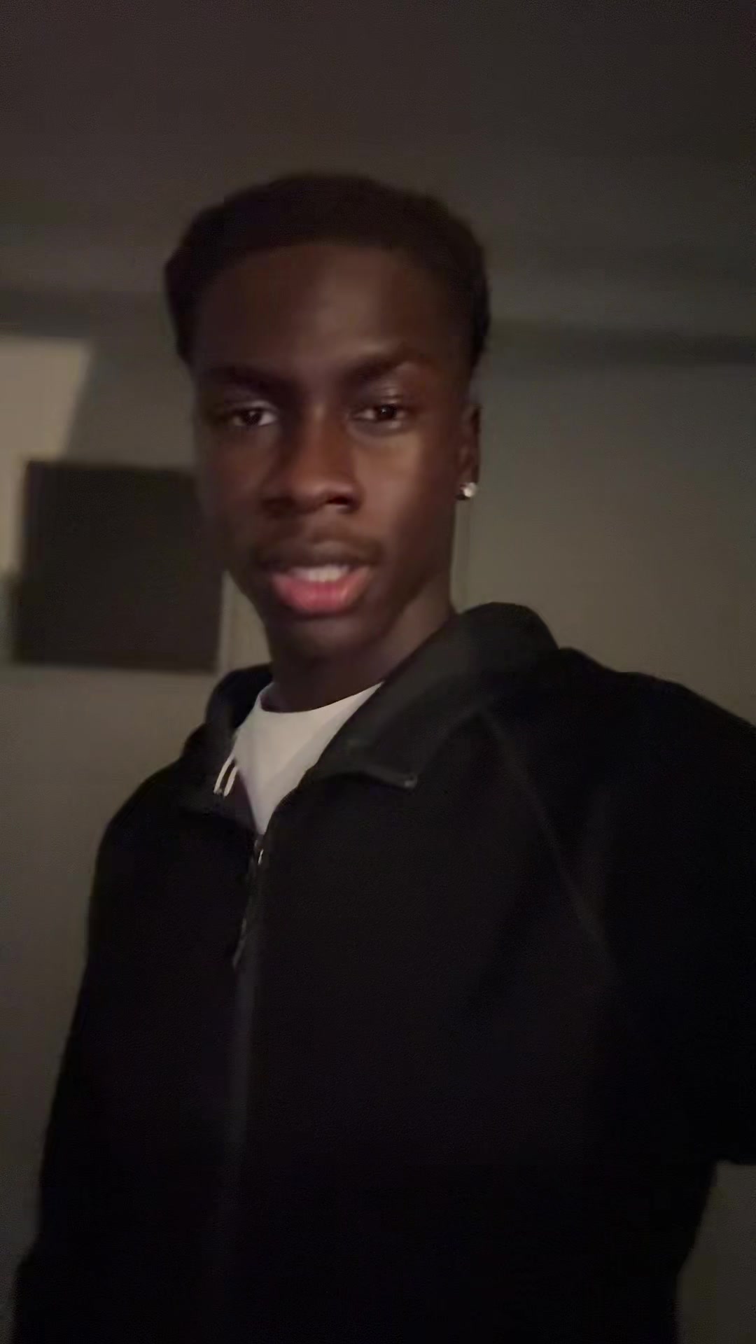 @𝐑𝟐 𝐱 𝐁𝟐