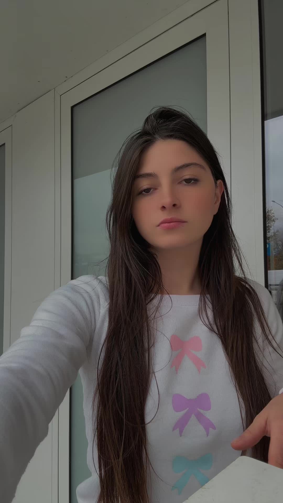 @vanyatje
