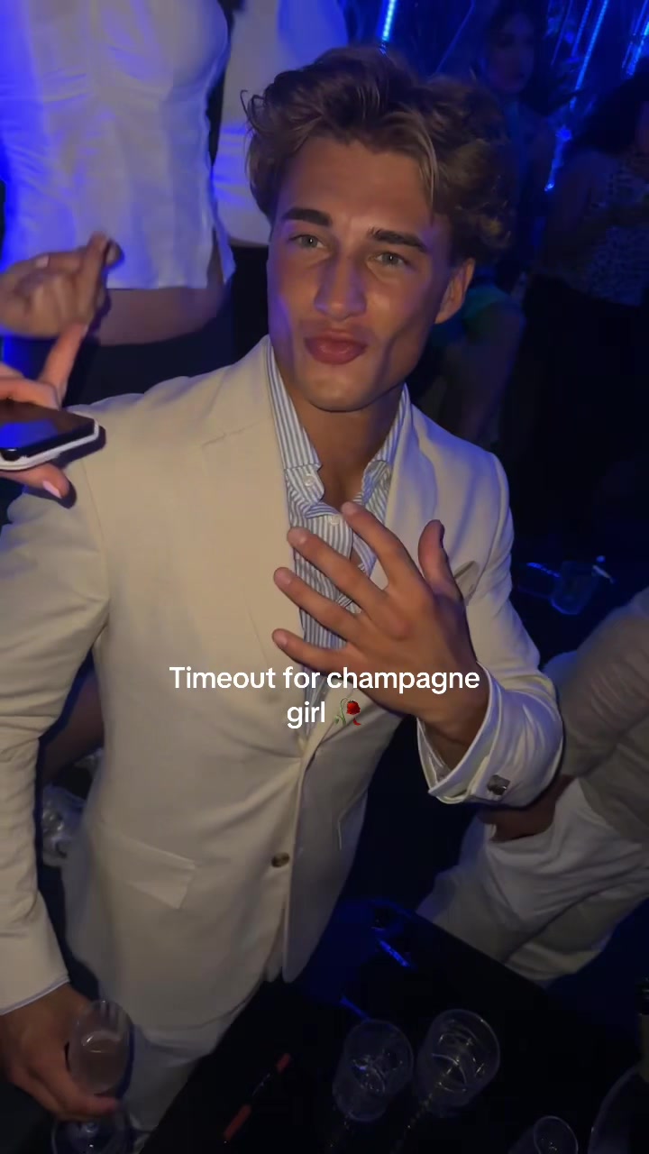 @Maxim ⚜️🍾