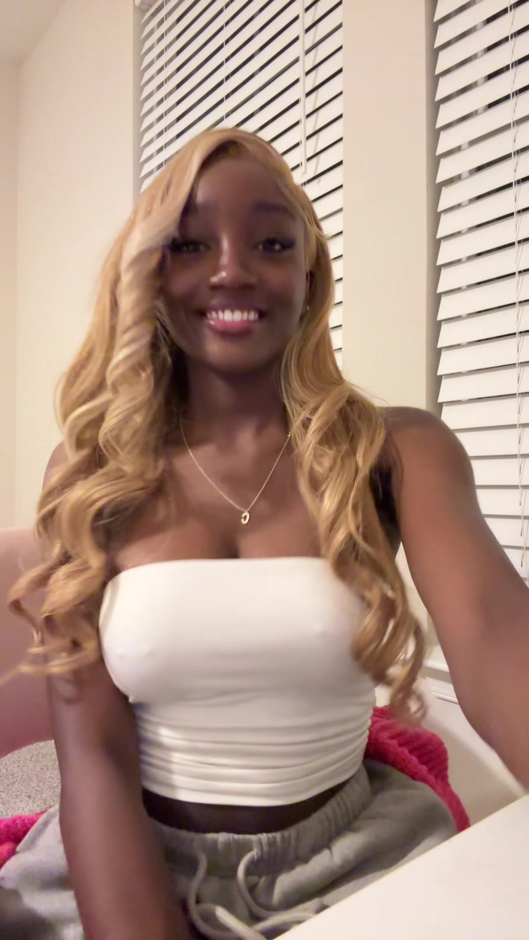 @KT💋👛🫧💄💅🏾