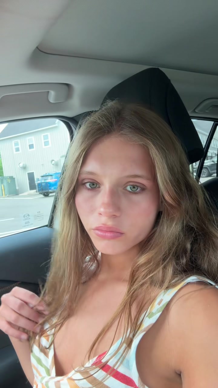 @swag🫧🤍💋