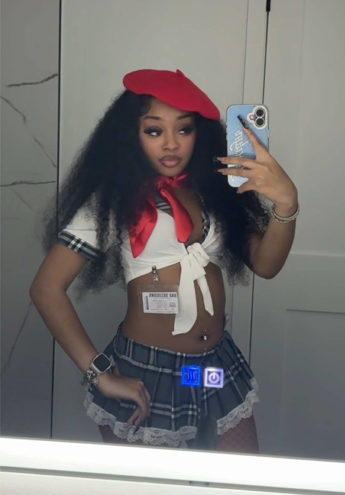 @Jasalyn Marie ᥫ᭡.