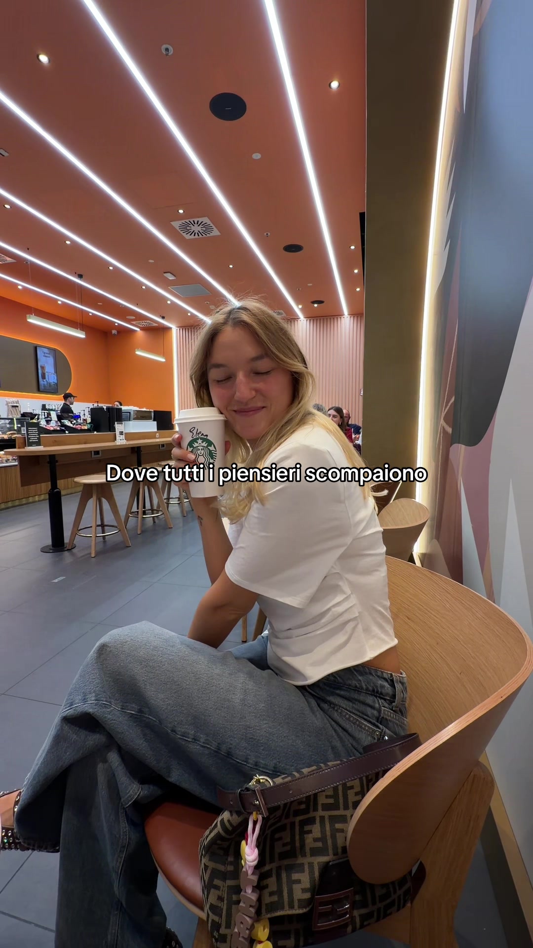 @Elena I content creator